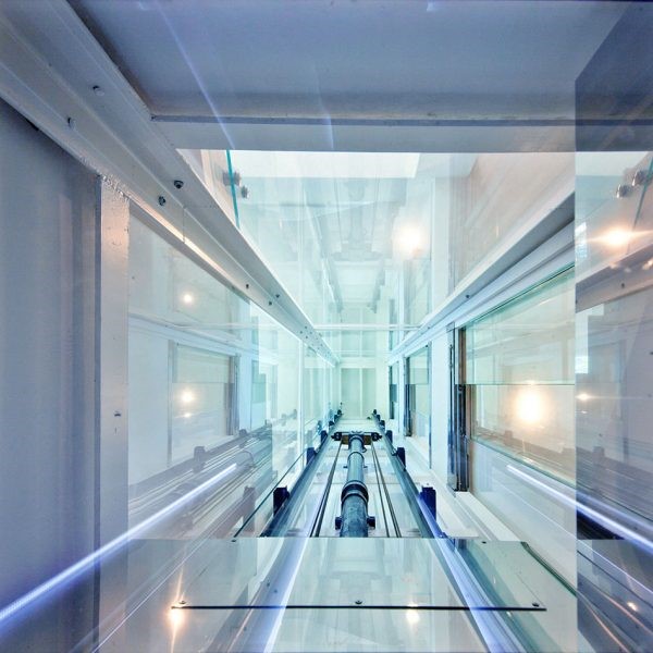 Υδραυλικοί vs Μηχανικοί Ανελκυστήρες - Δείτε τις διαφορές